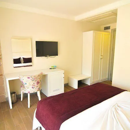 Cunda Rota Hotell 3*