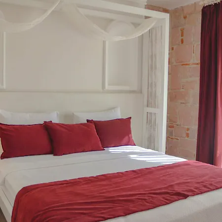Hotell Cunda Rota 3*